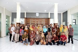 faculty support staff at FEB UNS