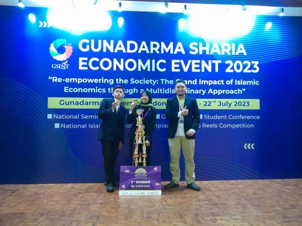 Raih Juara 2 pada National Islamic Economic Olympiad, Tim Mahasiswa FEB Kembangkan Inovasi Koperasi Jasa Keuangan Syariah