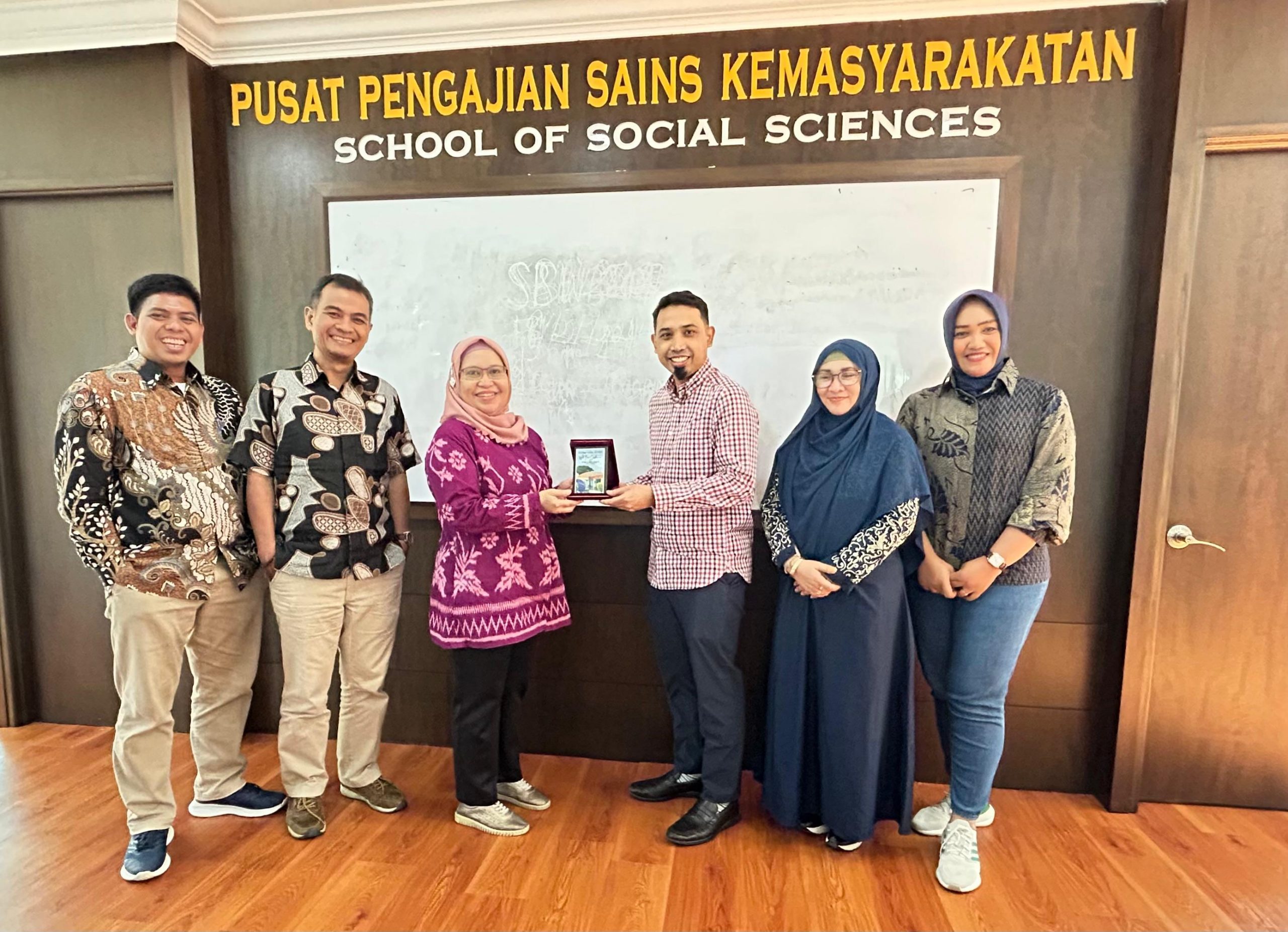 Perkuat Sinergi Pendidikan dan Kolaborasi Riset, Prodi MESP Kunjungi Tiga Universitas di Malaysia