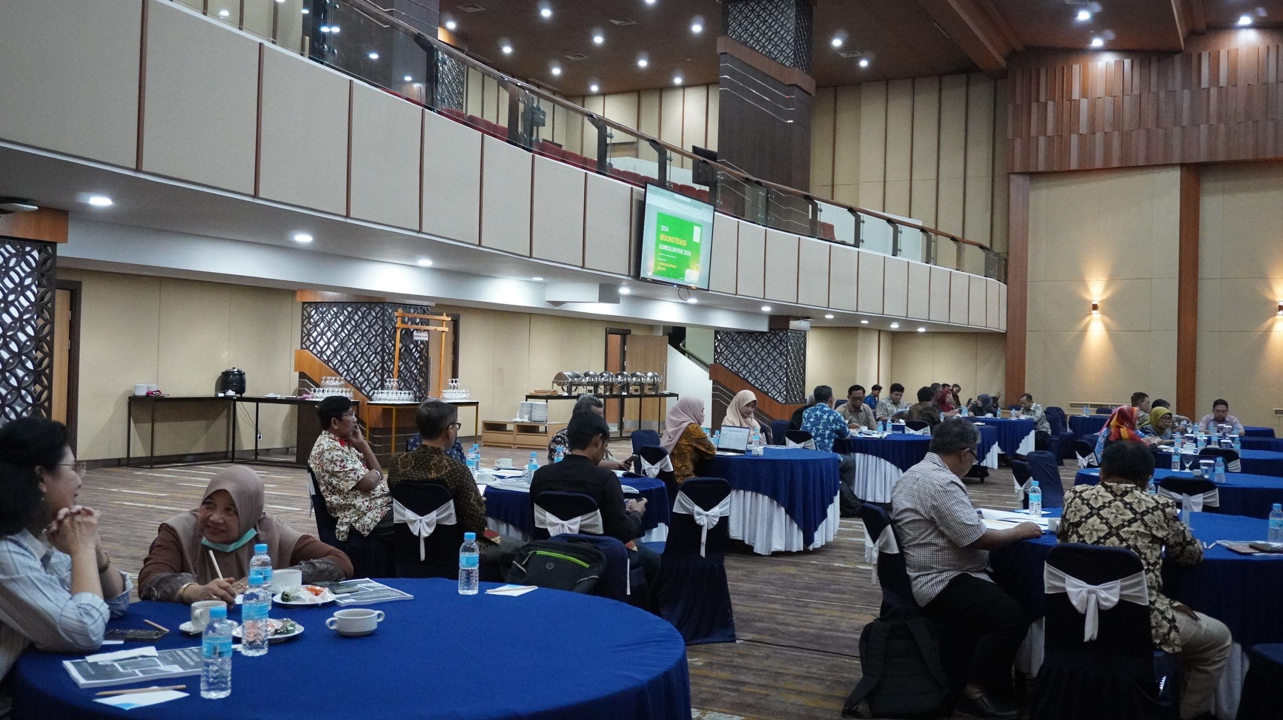 FEB UNS Conducts Curriculum Review Workshop for Master’s and Doctoral Programs