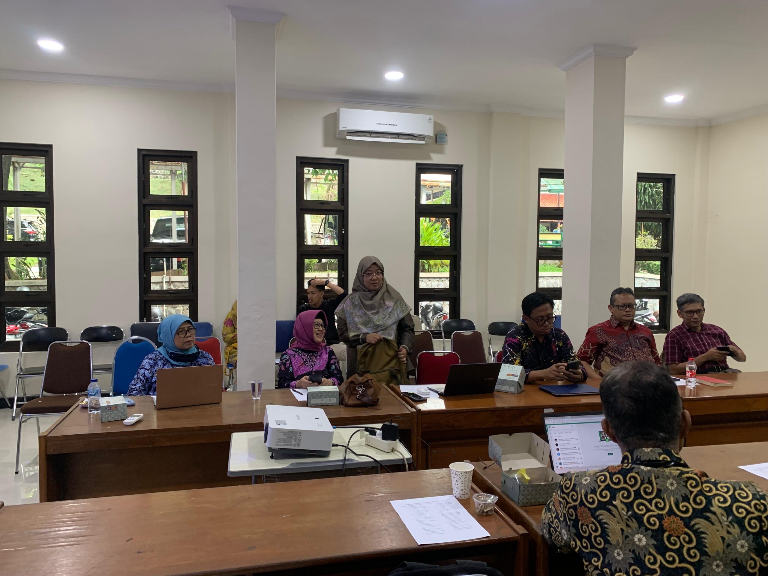 Susun Roadmap Penelitian, P4M Libatkan Seluruh Riset Grup di FEB