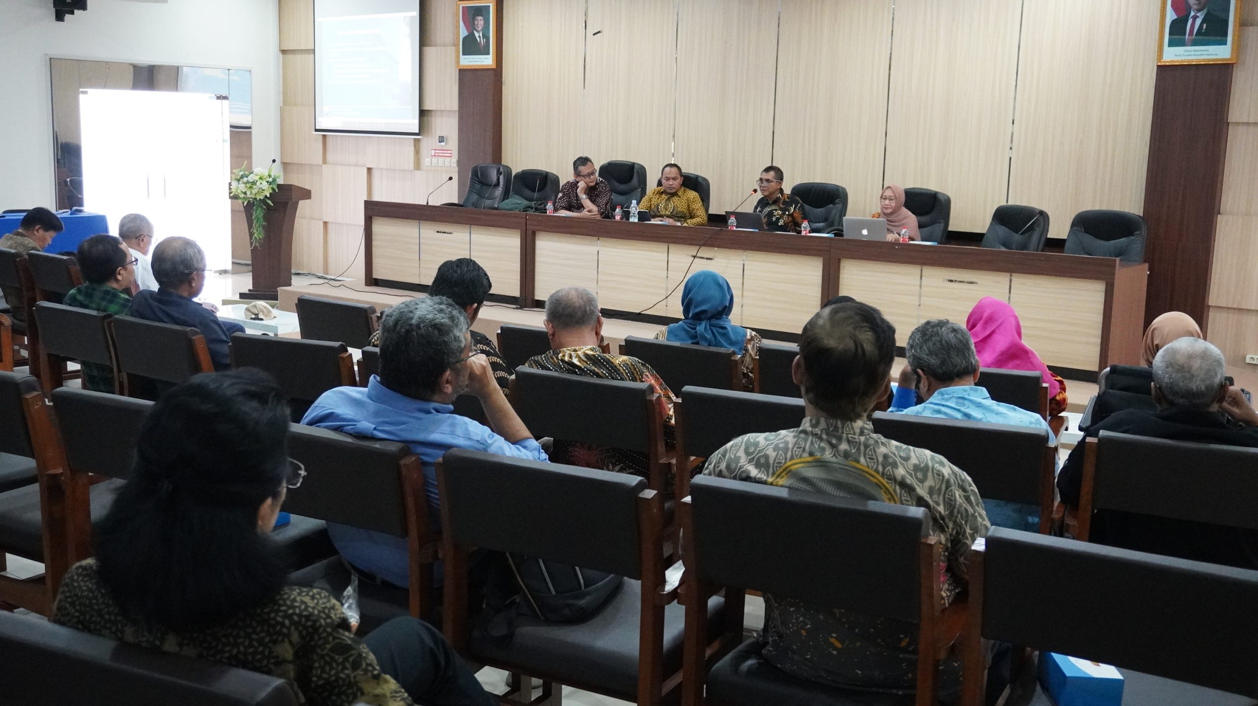 Hadirkan Ketua LPPMP, PDIE Diskusikan Rencana Pembelajaran Semester, Kurikulum PMDSU dan by Research