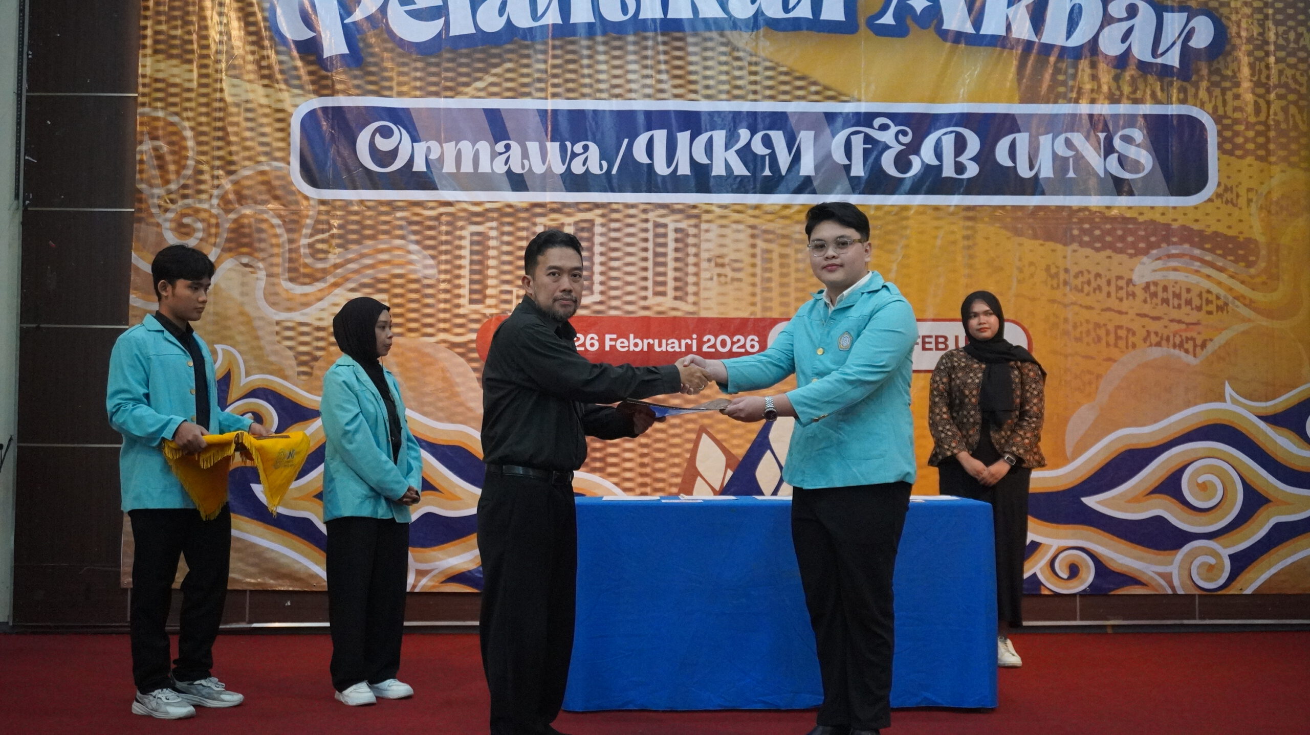 FEB UNS Dean Inaugurates 2026 Leadership Ranks for the Student Activity Units and Organizations, Affirms Their Strategic Role in Strengthening Student Soft Skills