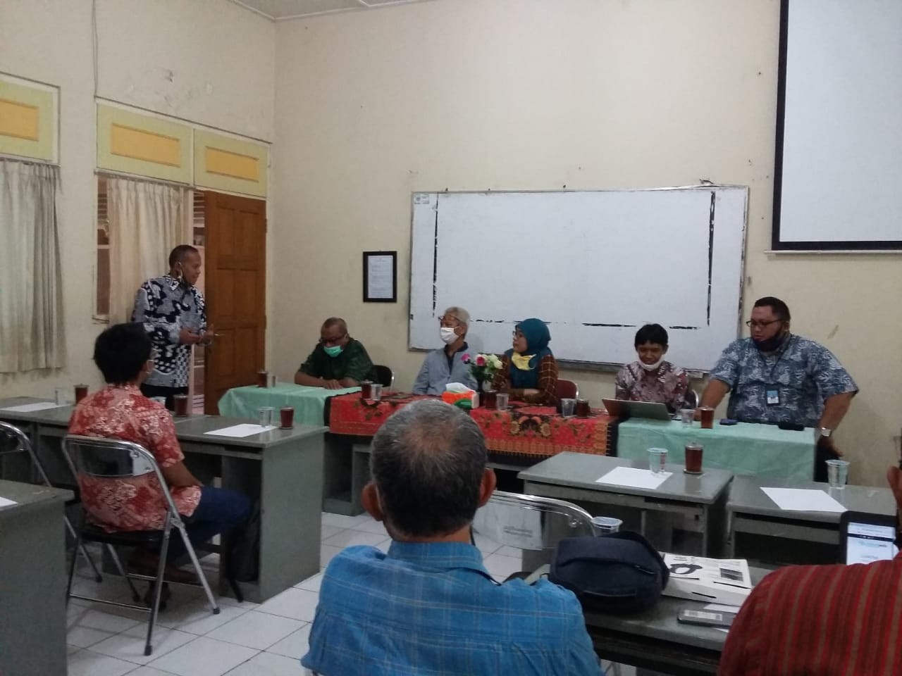 FEB UNS Team Assists STIE Atma Bhakti in Enhancing Journal Quality and Accreditation through OJS Training