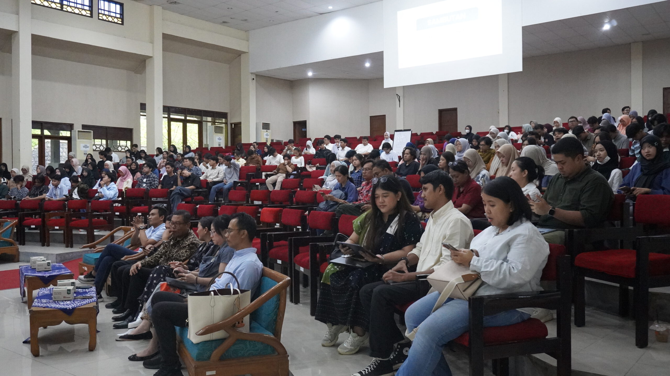 Academic and Industry Collaboration Marks the FutureFin Event at FEB UNS