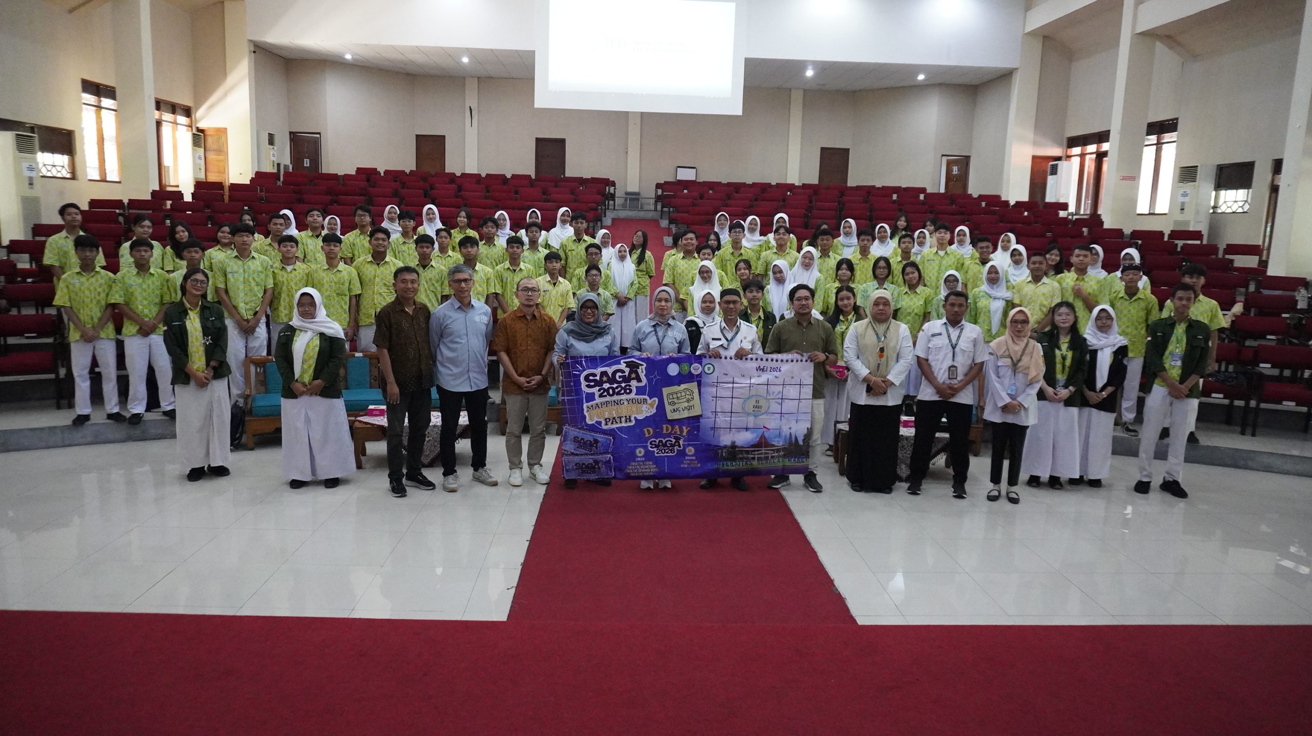 FEB UNS Kenalkan Program Studi dan Jalur Masuk Perguruan Tinggi kepada Siswa SMA Negeri 1 Surakarta