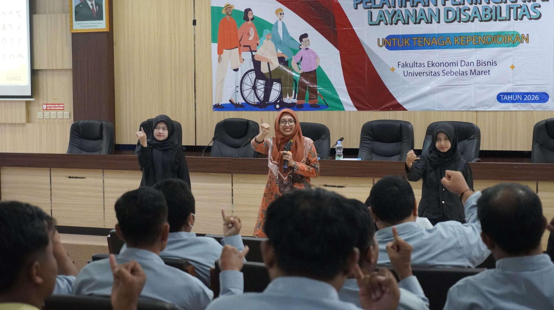 FEB UNS Tingkatkan Kompetensi Layanan Disabilitas melalui Pelatihan Inklusivitas