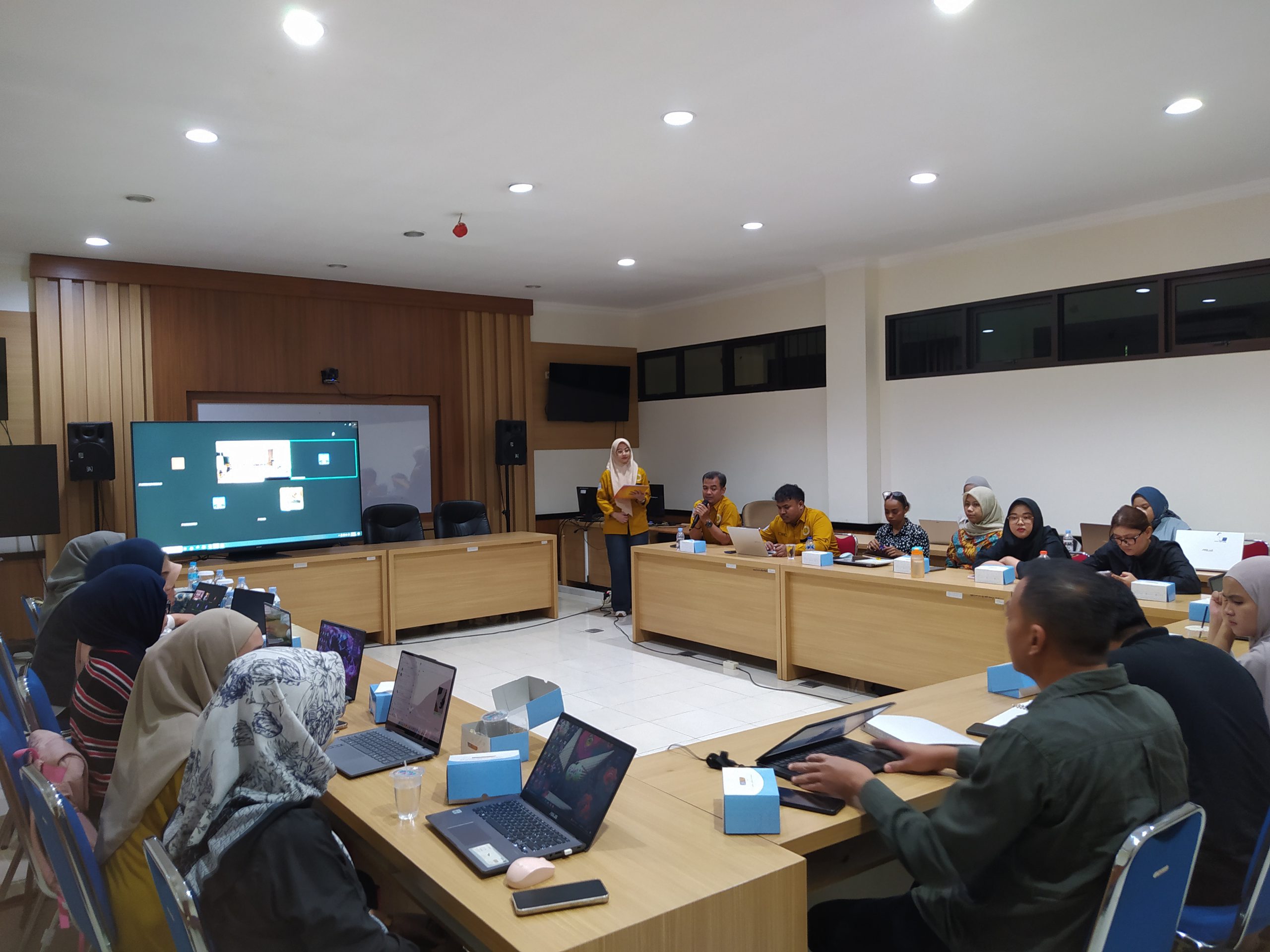 MESP FEB UNS Adakan Pelatihan Penerapan GIS, Perkuat Riset Ekonomi Pembangunan