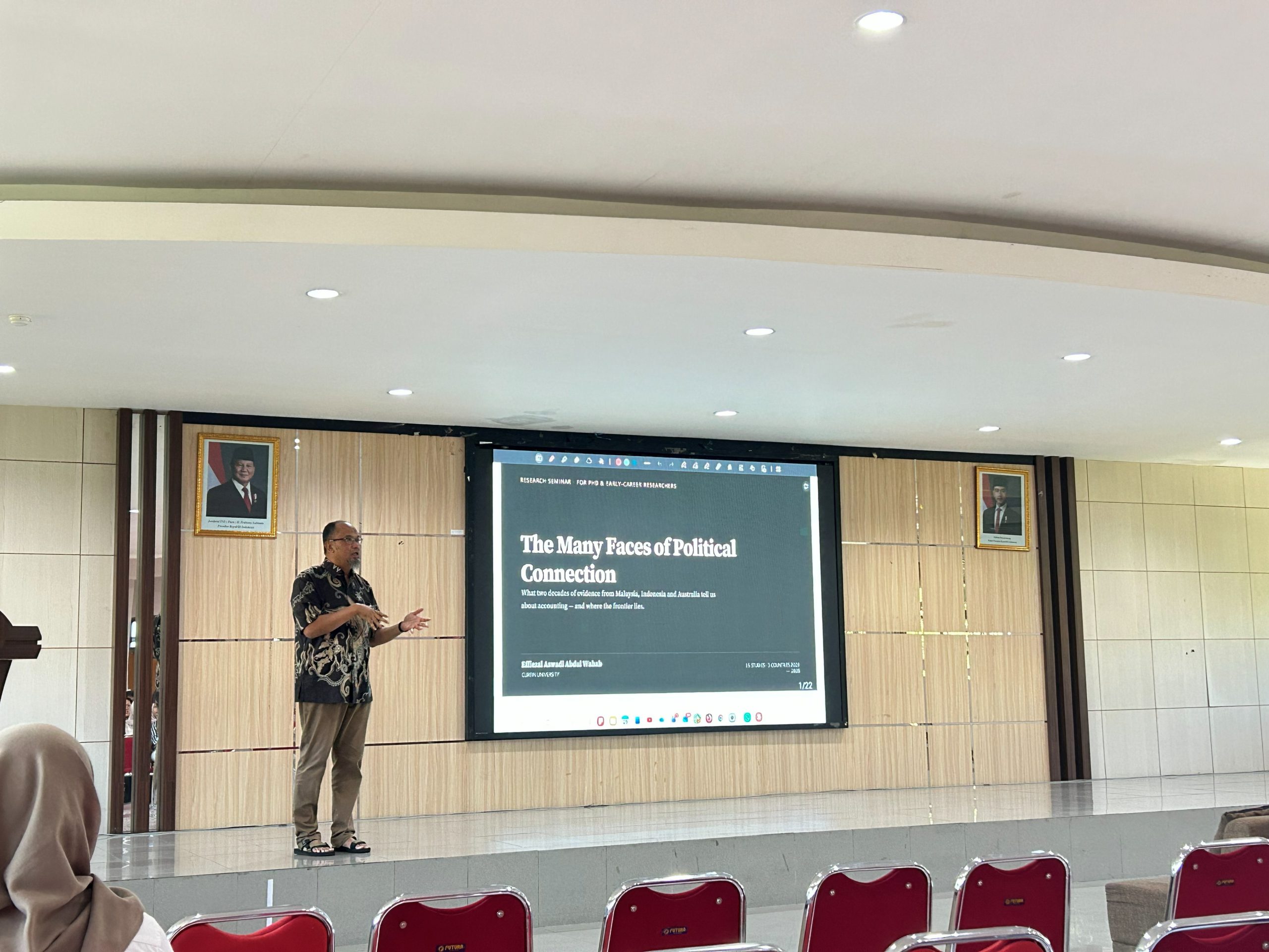 Visiting Top Professors FEB UNS Hadirkan Guru Besar Curtin University untuk Mahasiswa RPL S1 Akuntansi