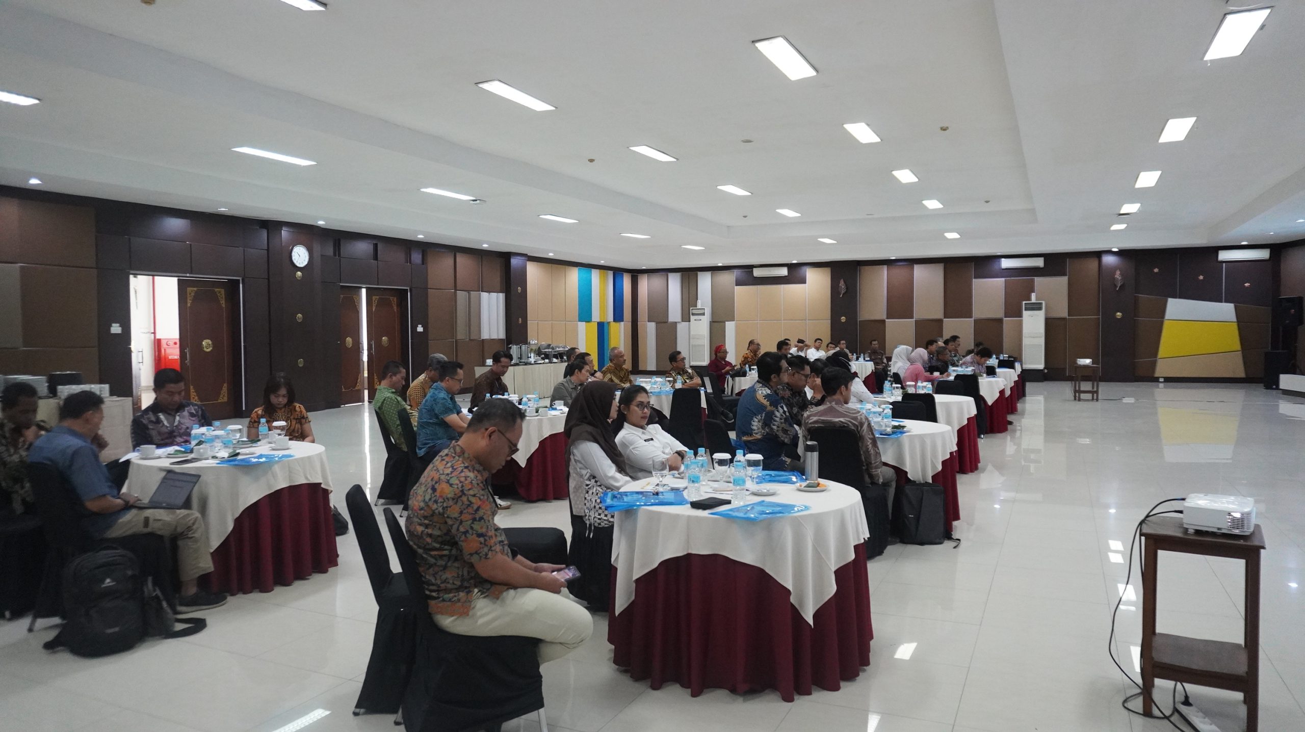 Magister Akuntansi FEB UNS Selenggarakan Kuliah Umum Penegakan Hukum Perpajakan dan Sosialisasi Program RPL