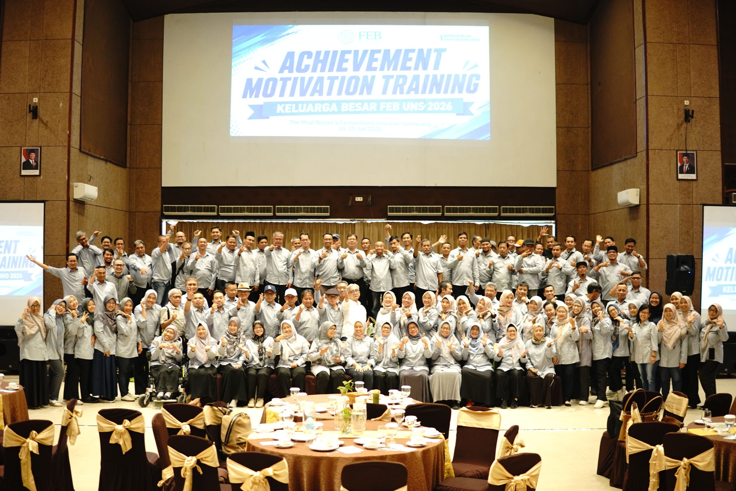 Achievement Motivation Training FEB UNS: Dekan Tekankan Pentingnya Kolaborasi dan Komunikasi