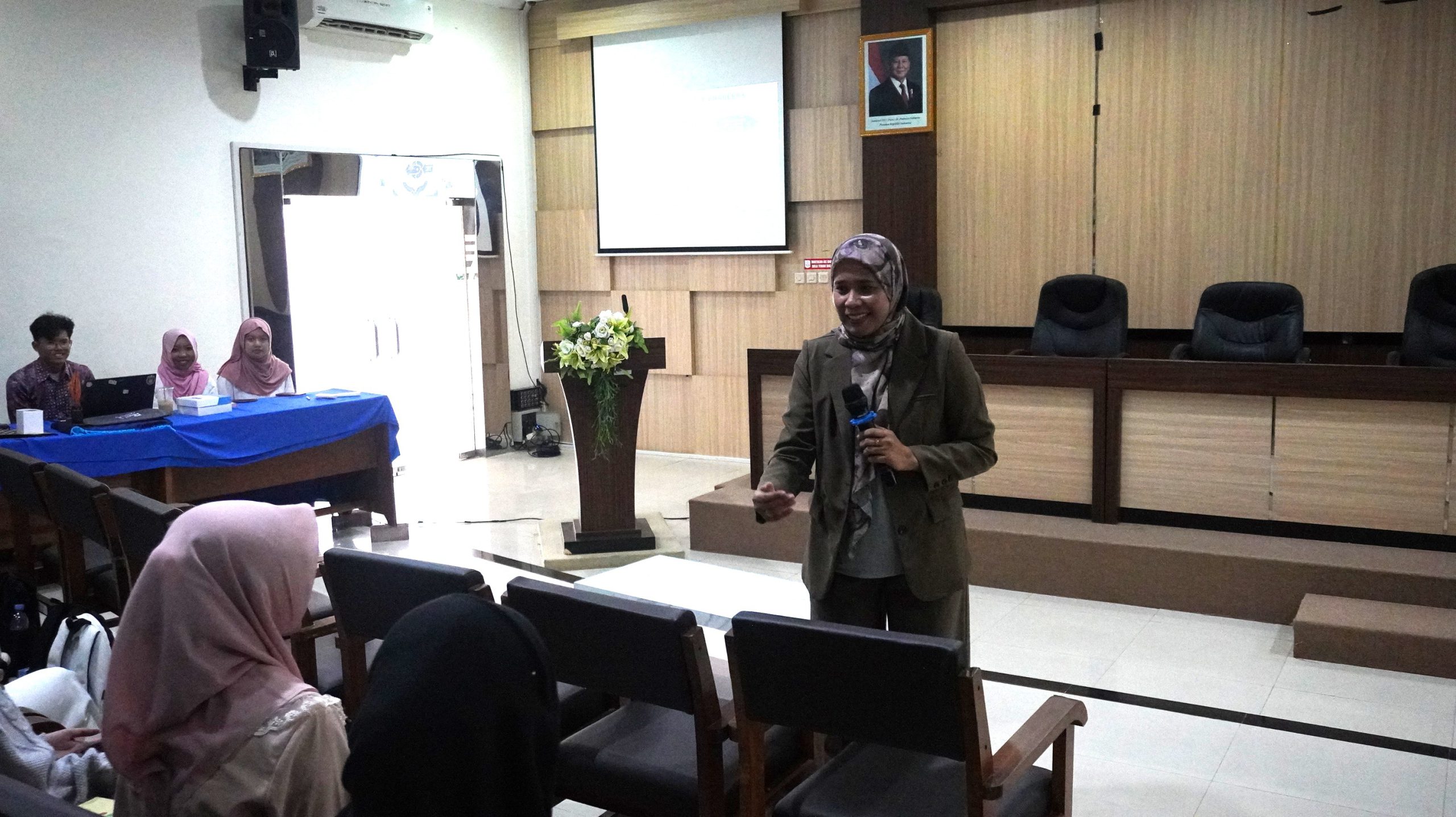 Prodi Ekonomi dan Keuangan Islam FEB UNS Gelar Kuliah Umum Keuangan Syariah, Hadirkan Pakar dari Universiti Sains Islam Malaysia