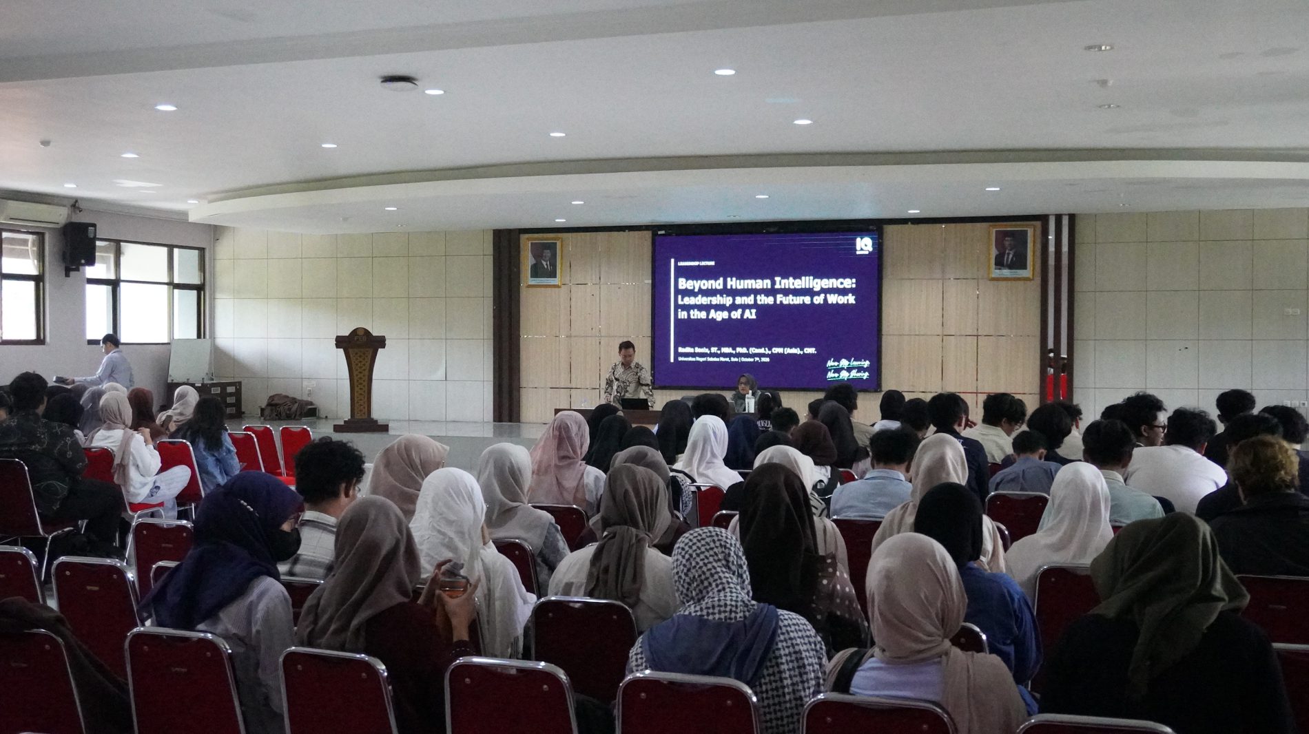 Respon Disrupsi Teknologi, Prodi S1 Manajemen FEB UNS Hadirkan Praktisi, Bedah Kepemimpinan dan Masa Depan Kerja Era AI