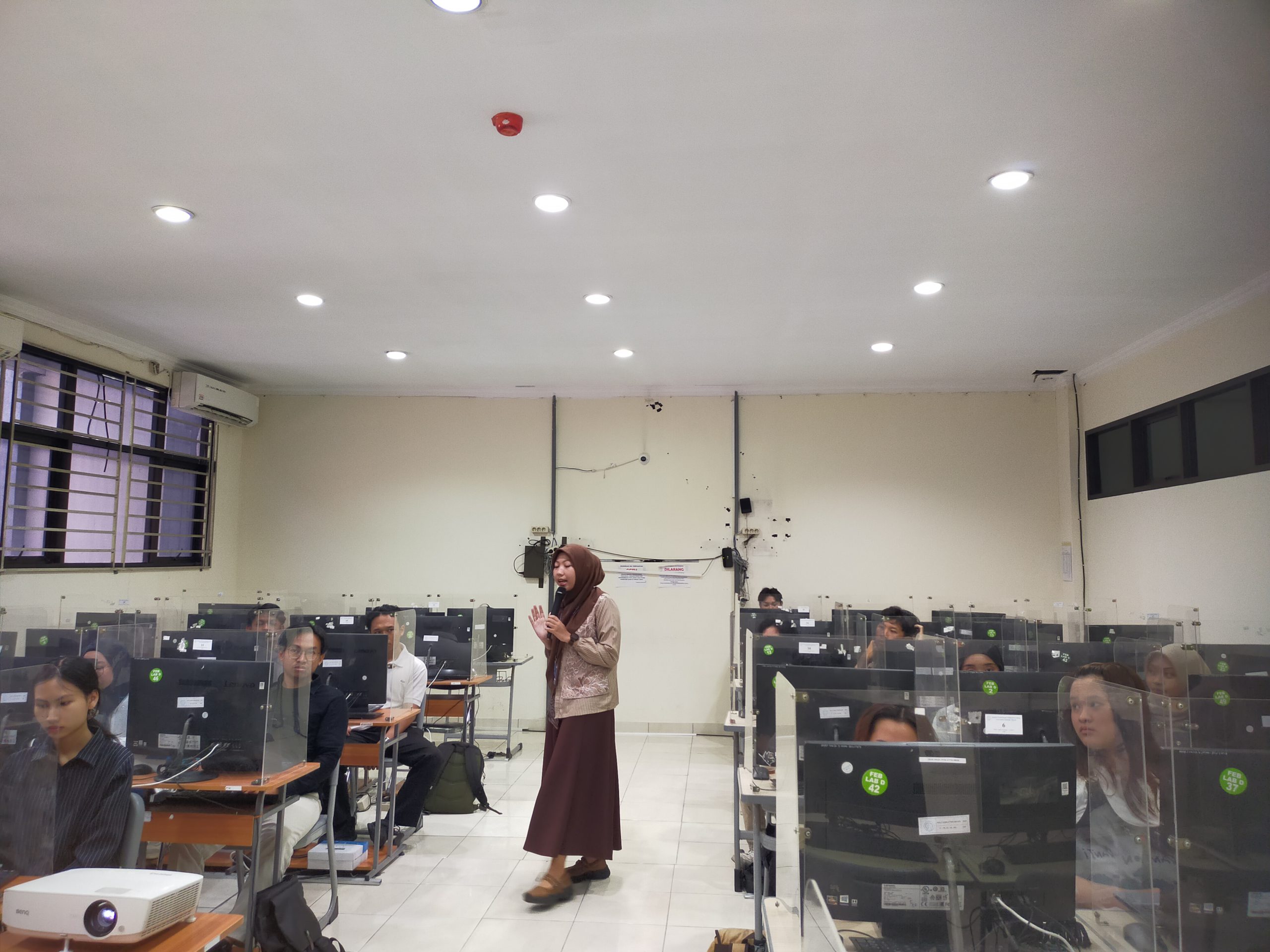 Laboratorium Perpajakan FEB UNS Bekali Mahasiswa Keterampilan Praktik Perpajakan Coretax untuk Perkuat Kesiapan Kerja
